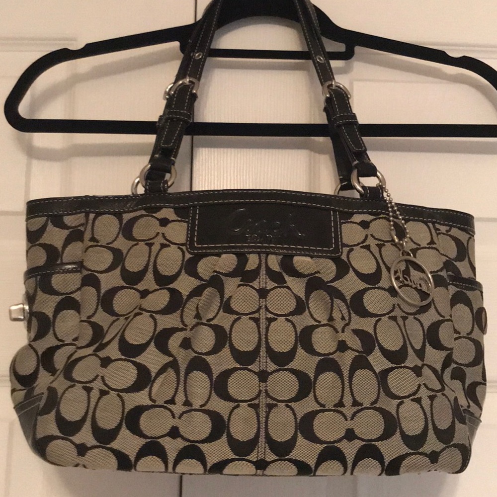Coach handbag